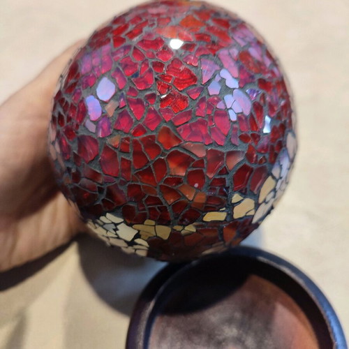 Fabergé decorative egg like new, vintage on wooden base