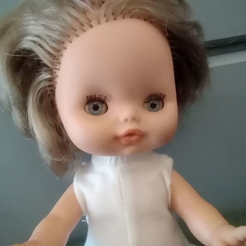 Annie doll used, vintage, small size with handmade hat