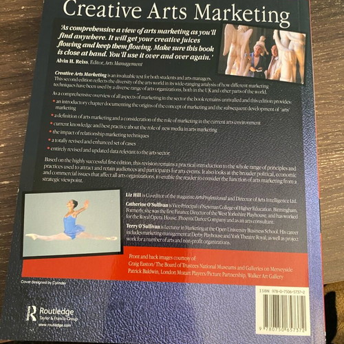 Creative Arts Marketing book like new, English