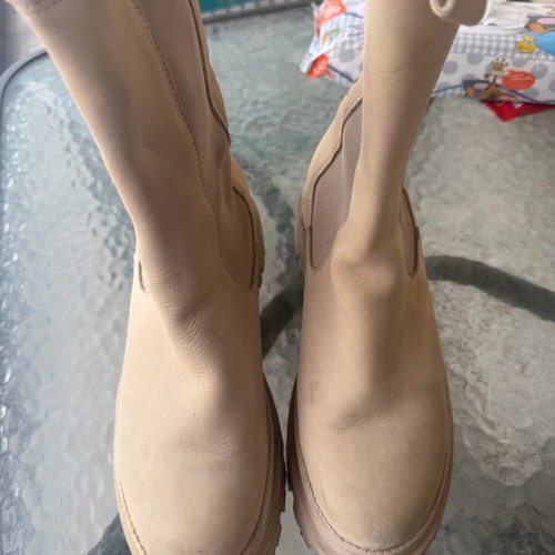 Tamaris boots like new, white, size 39
