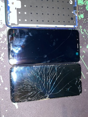 Phone lot used for parts, untested, screen needed for one