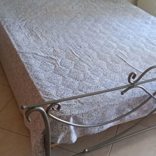 Iron bed handmade, like new
