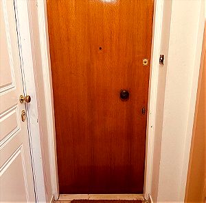 Πόρτα  Εισόδου / ασφαλειας