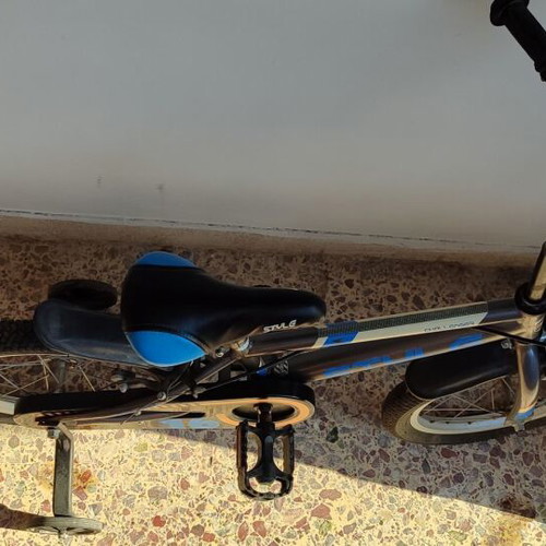 Style Challenger II 16" Boys' Bicycle used, silver