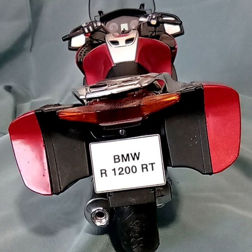 AUTOart BMW R 1200 RT 1:10 Diecast Collectible Motorcycle Like New