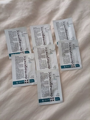 Dermagenetic erythros gel new, 7 samples