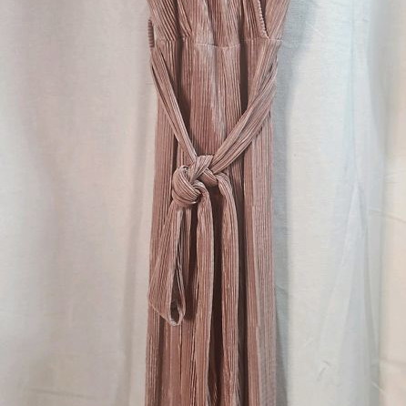 Primark jumpsuit like new, beige pink, size S