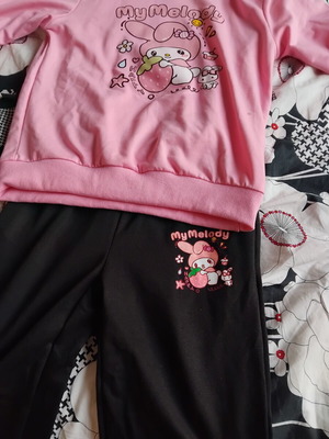 Girls' sportswear set age 7-8 years