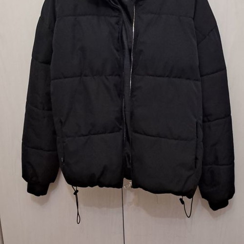 Celestino jacket large like new, black