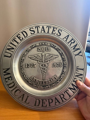 United States Army Medical Department 200th Anniversary Plate like new