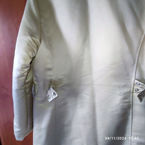 Satin beige coat like new, very good quality