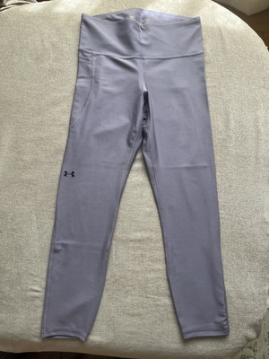 Under Armour leggings size M like new, purple, ankle length