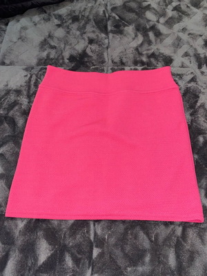 Mini skirt pink like new, size S
