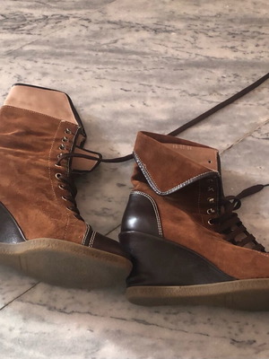 Leather ankle boots like new, size 39, beige and brown