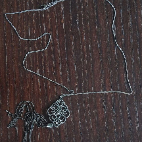 Necklace with black details new