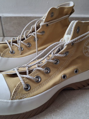 Converse Chuck Taylor All Star City Trek WP High Sand Dune size 39 new