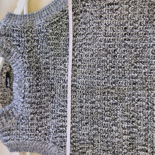 Bardot knitted dress new, in white, grey and black