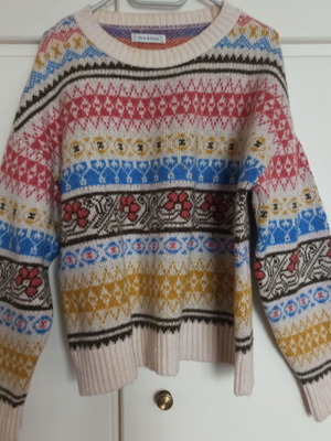 Only sweater ecru with multicolor jacquard patterns Large like new