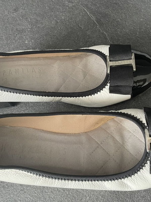 Hispanitas shoes like new, black and white, size 37