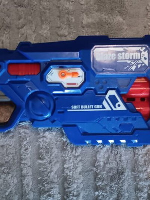 Toy gun used with 6 chambers for small and large bullets