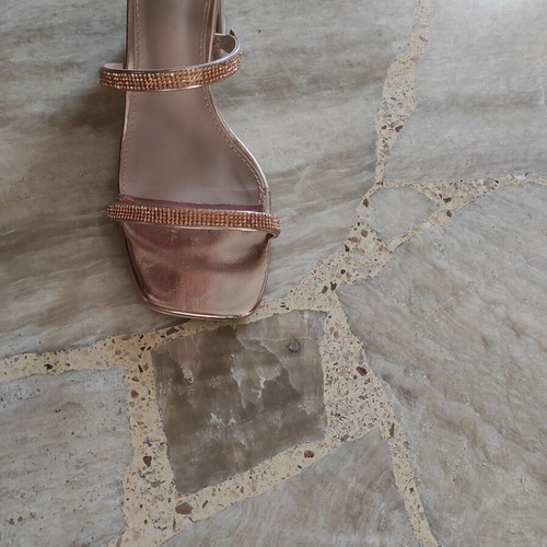 Mia rose gold sandals size 39 like new with rhinestones