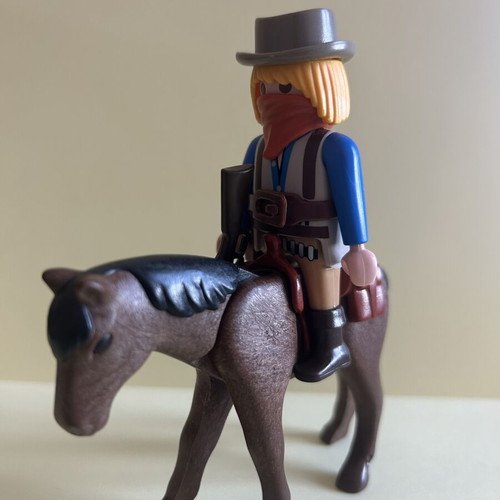 Playmobil Western bandit on horse