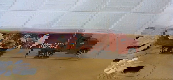 Coca cola νταλίκα φορτηγο