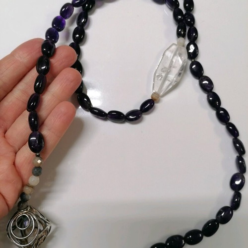 Amethyst necklace like new with 925 silver clasp