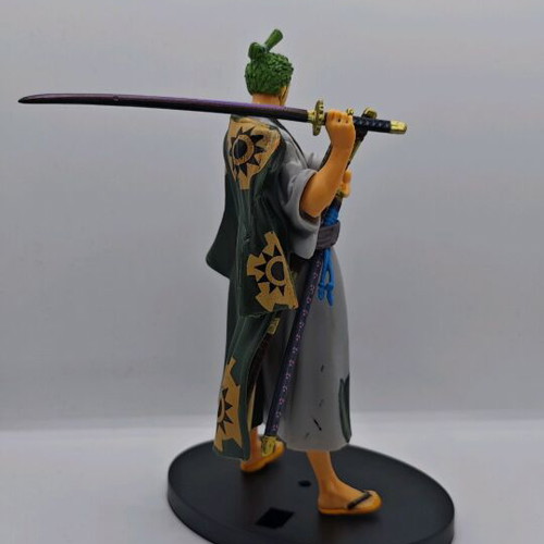Zoro Kimono (One Piece) 18cm PVC figure like new without packaging