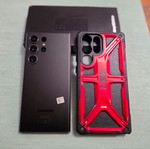 Samsung Galaxy S23 Ultra 512GB black with UAG case