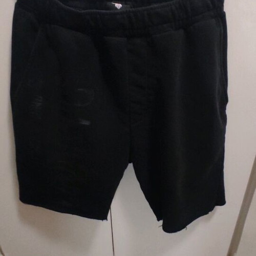 Magic Bee shorts size S used, black