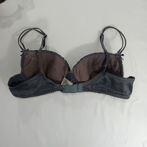 Venus Victoria bra charcoal lace 75C like new