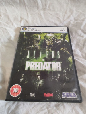 Aliens vs. Predator PC game like new