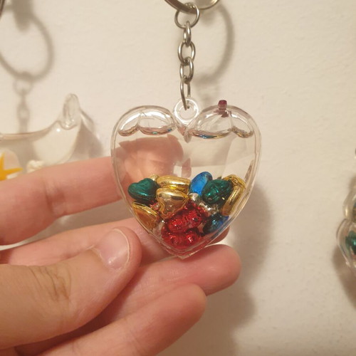 Keychain set 90s dolphin heart pig like new, colorful pearls