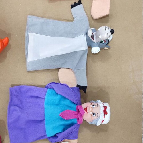 Handmade wooden puppet theater like new, foldable with figures