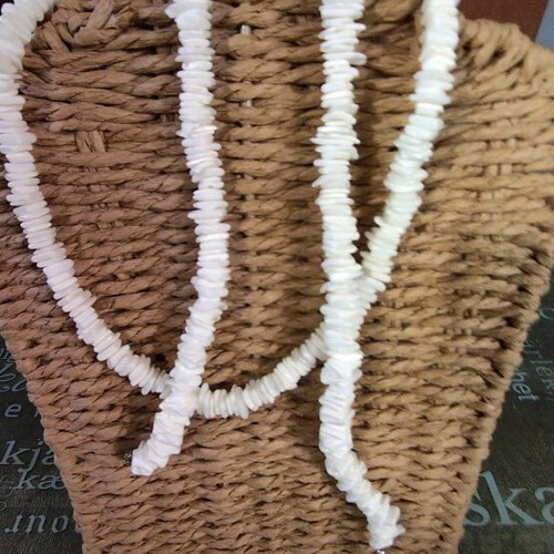 Necklaces natural white shell set of 3 like new