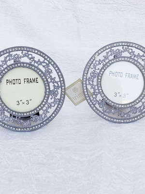 Metal art photo frames with strass, set of 2, like new