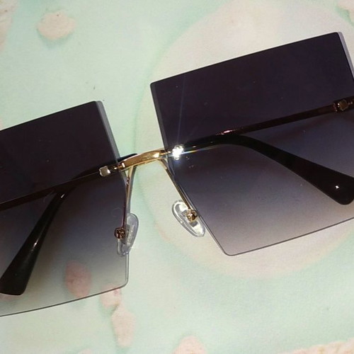 DITUIEO square sunglasses new, purple + free Michalis Hatzigiannis CD