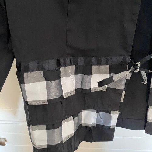 Women's black blazer like new, size XL