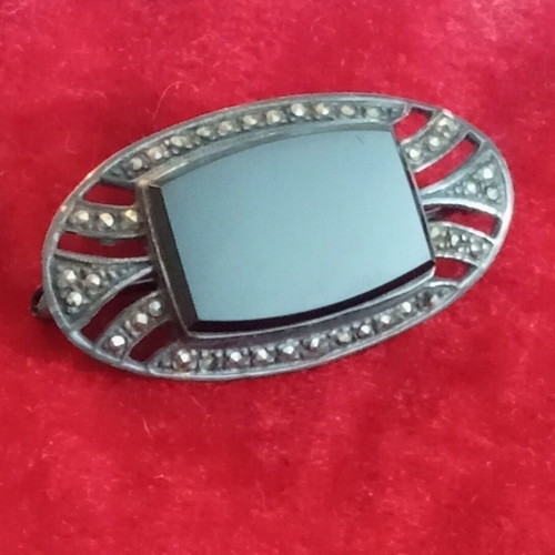 Silver 925 brooch with black onyx and marcasite used