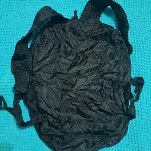 Puma backpack like new, black, lightweight and travel-friendly