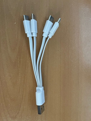 Καλώδιο φόρτισης USB male to 4 USB C female σαν καινούργιο