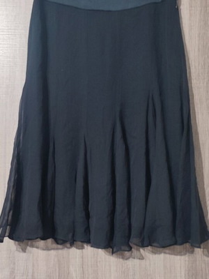 Depolo skirt like new, silk, black, size M