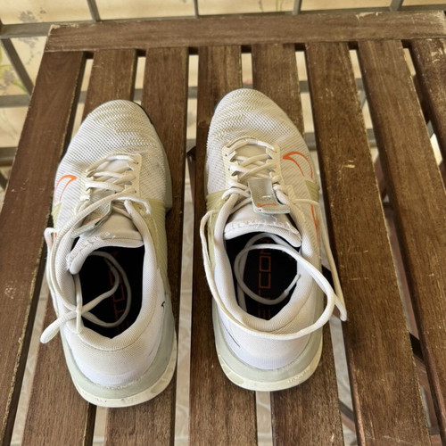 Nike Metcon 9 athletic shoes used, size 45, white