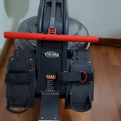 Viking R17 water rowing machine like new