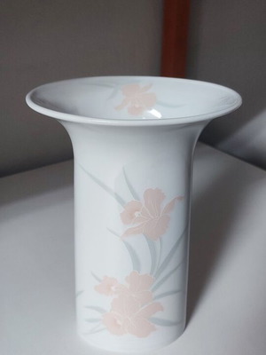 Pigasos Hellas porcelain vase vintage, 23cm, like new