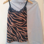 Printed top new, size M, multicolor