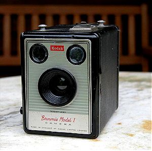 Vintage Φωτογραφική Μηχανή Kodak Brownie Model 1