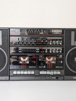 Saisho T909 vintage boombox used