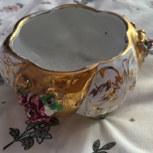 Italian vintage fontaniera like new with gilded details